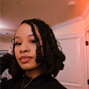 Meet your Posher, Adrian